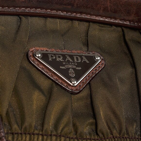 Prada Resort 2007 Green Tessuto Gaufre Nylon Shoulder Bag - Picture 10 of 14